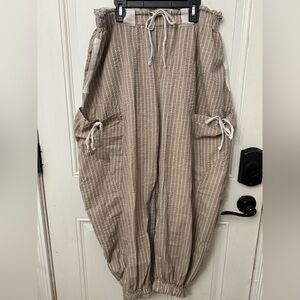 Women’s eesome Beige Stripe Wide-Leg Drawstring Pants size Large
